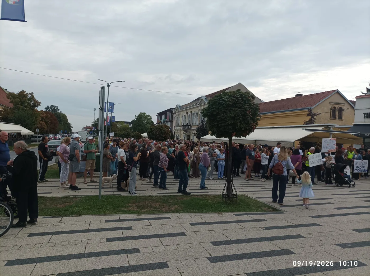 UŽIVO: Našice se digle na noge protiv spaljivanja otpada