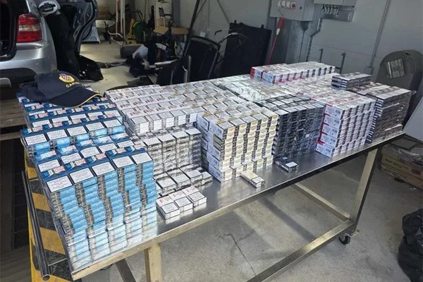 Na prijelazu Svilaj zaplijenjene 42.240 cigarete, vozaču iz BiH kazna od 24.000 eura