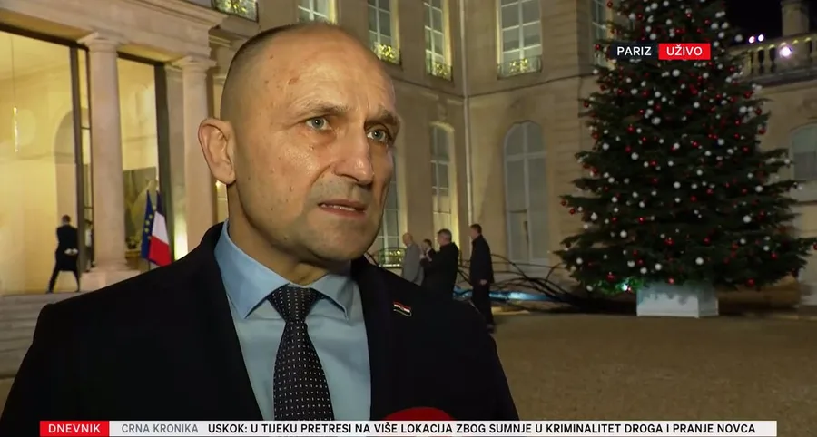 Ivan Anušić tijekom javnog ili službenog događaja