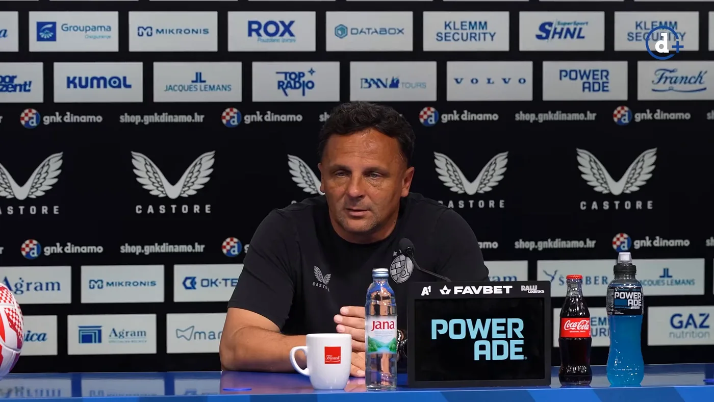 Trener Dinama Mario Kovačević na konferenciji za medije prije gostovanja u Osijeku