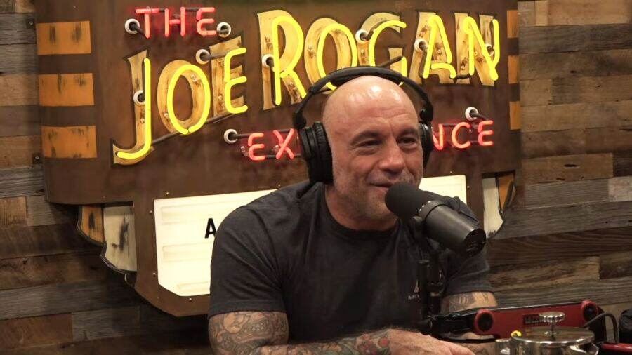 Joe Rogan izražava kritički stav prema MAGA pokretu: „Ne želim imati ništa s njima“