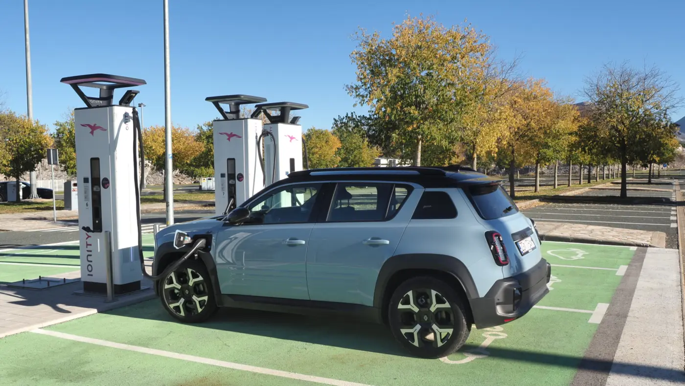 Punionica - Renault 4, e mobilnost